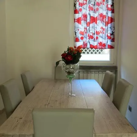 Feel At - Casa Alexandra Apartmán Lovere